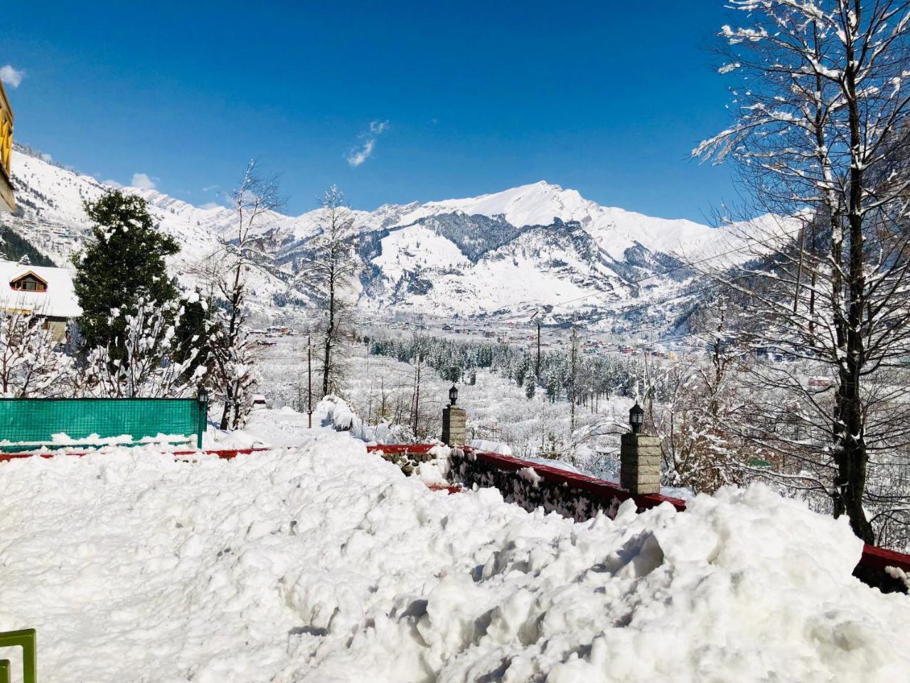 Vyas Vatika Hotel Manali  Exterior photo